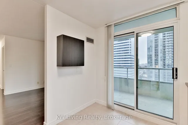 Additional image 12 of 23 Hollywood Ave Unit 2202