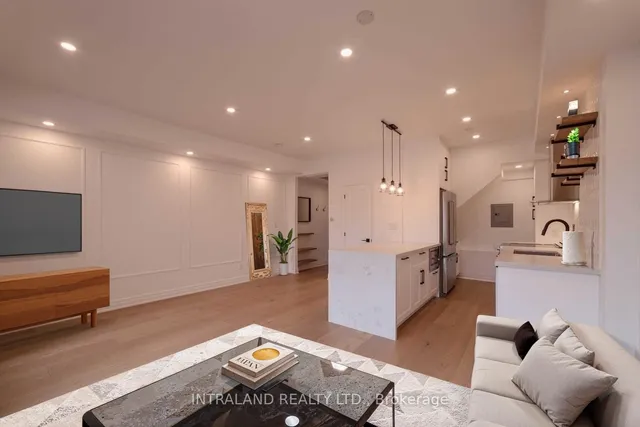 Additional image 5 of 500 Richmond St Unit 301