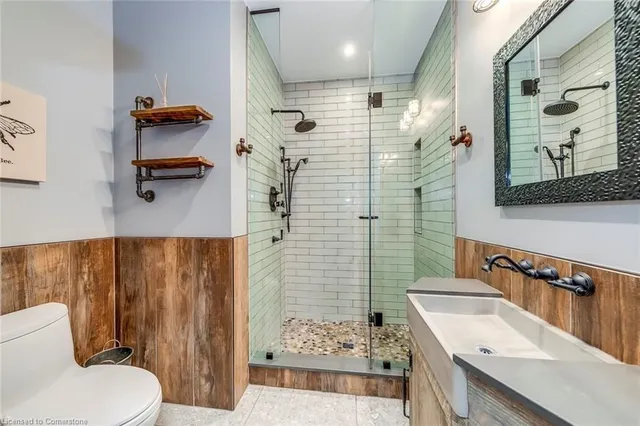 Additional image 30 of 29 Pinehurst Cres