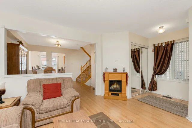 Additional image 9 of 12 Tiller Tr