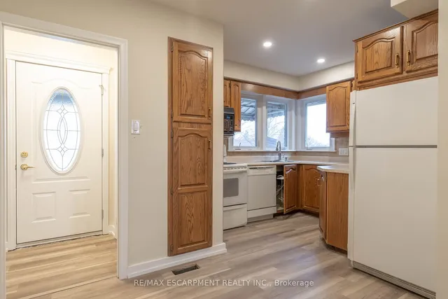 Additional image 6 of 9 WEST 22ND St