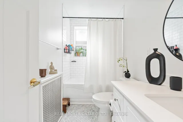 Additional image 25 of 130 Harvie Ave