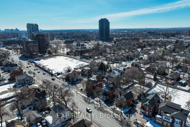 Additional image 32 of 7 David St