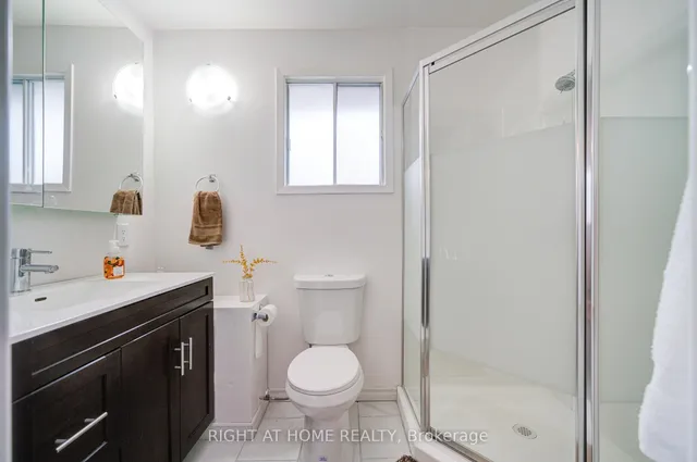 Additional image 32 of 134 Dumfries Ave