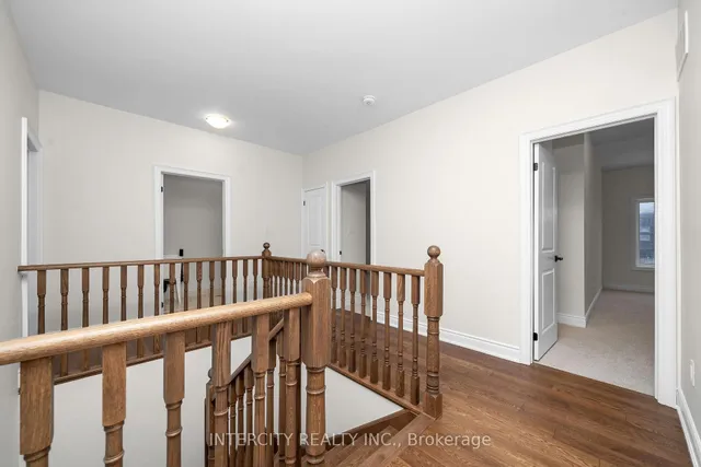 Additional image 22 of 58 Claremont Dr