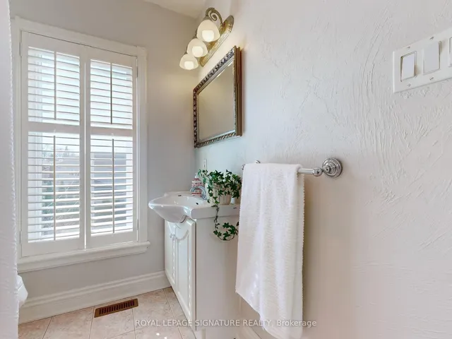 Additional image 33 of 53 Stanhope Ave