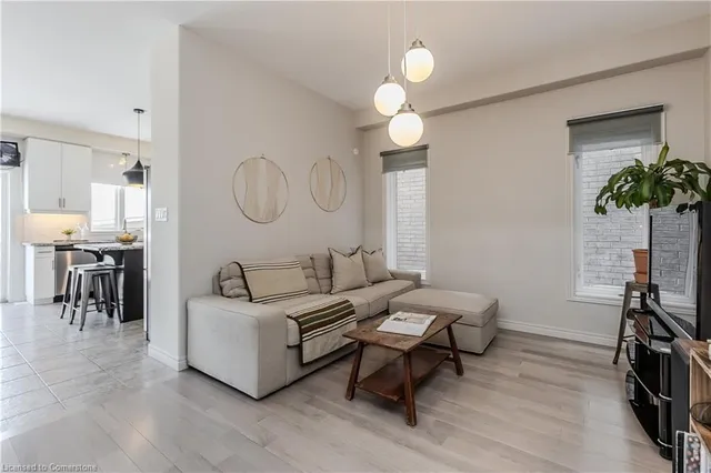 Additional image 17 of 8 Thornbury Crt