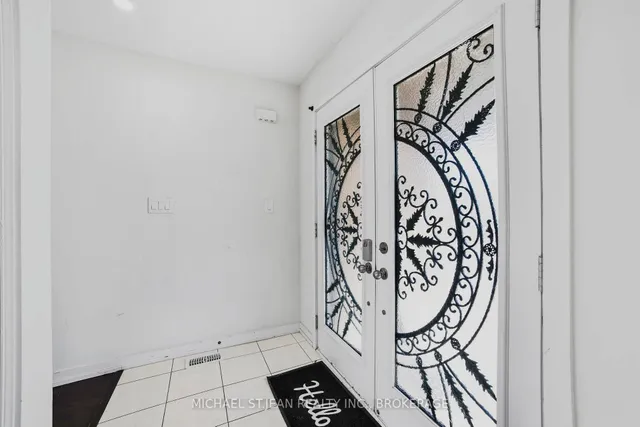 Additional image 4 of 32 Hedges Cres