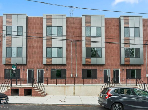 429 Lemonte St, Philadelphia, PA 19128