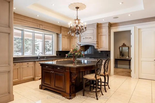 Additional image 9 of 2594 Bluffs Way