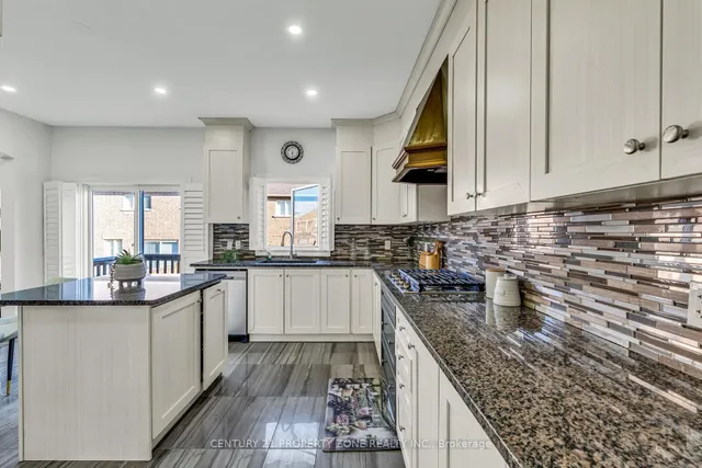 Additional image 20 of 8 Young Garden Cres