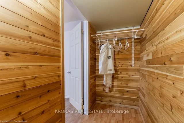 Additional image 31 of 212 SILVERBIRCH Blvd