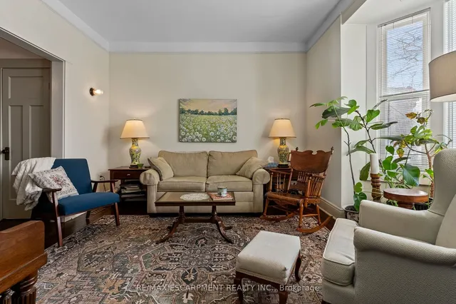 Additional image 10 of 54 Emerald St