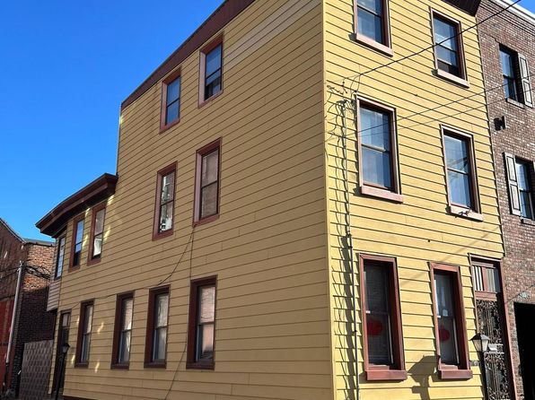 17 E Columbia Ave, Philadelphia, PA 19125