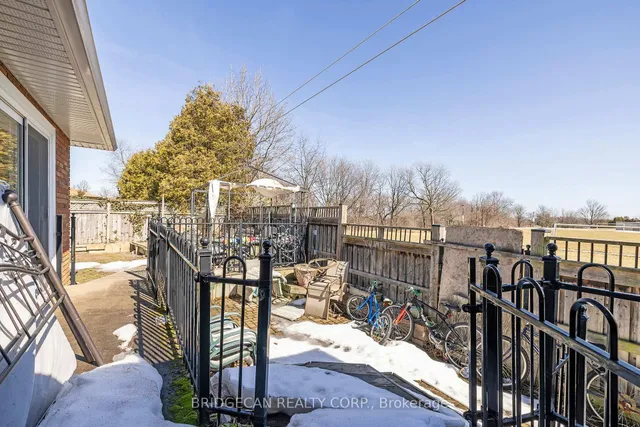 Additional image 40 of 490 Queen Victoria Dr