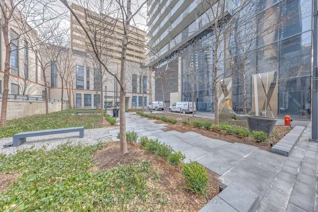 Additional image 7 of 1080 Bay St Unit 2410