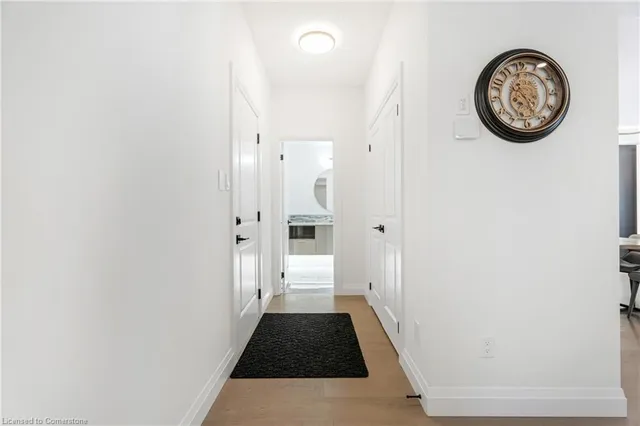 Additional image 9 of 37 Roselawn Ave