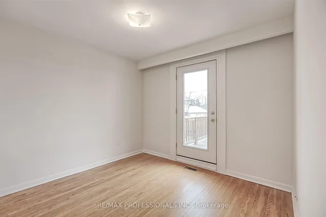 Additional image 17 of 17 Guernsey Dr