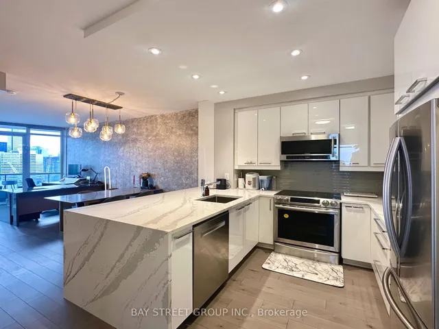 Additional image 6 of 25 Carlton St Unit 3101