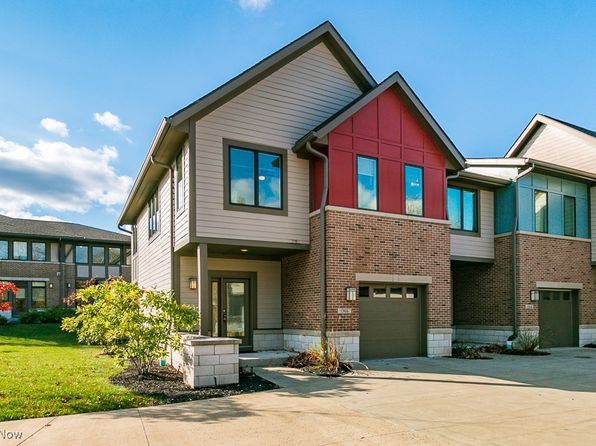 1366 Slate Ct, Cleveland, OH 44118