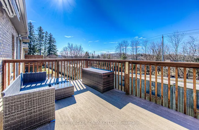 Additional image 42 of 900 Doon Village Rd Unit 4