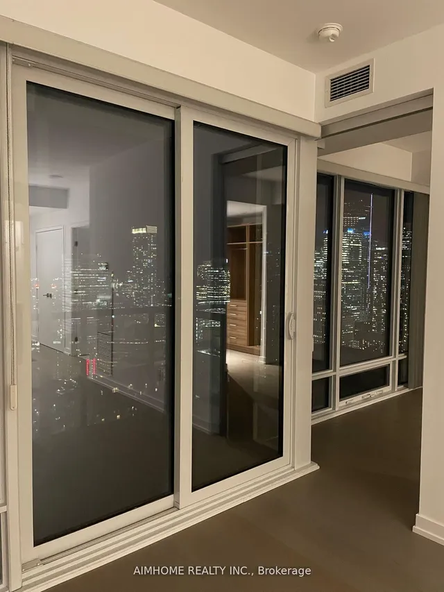 Additional image 5 of 488 University Ave Unit 3406