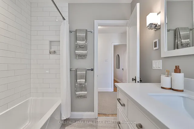 Additional image 28 of 49 Glenvale Blvd