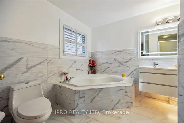 Additional image 28 of 36 Pacific Wind Cres