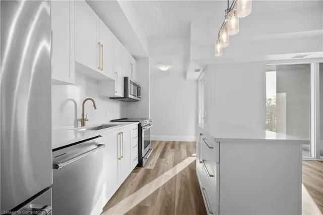 Additional image 26 of 51 David St Unit 204