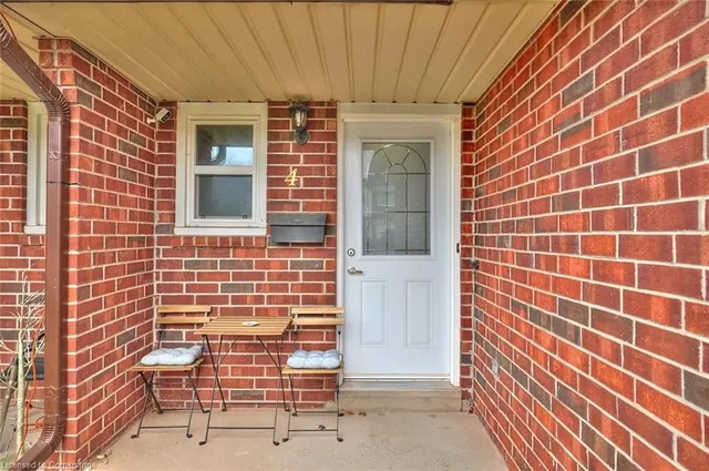 Additional image 3 of 23 Dynasty Ave Unit 4