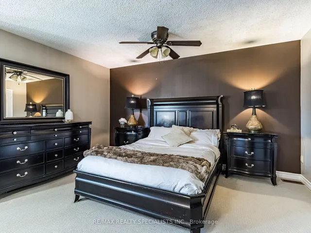 Additional image 22 of 44 Hollybush St