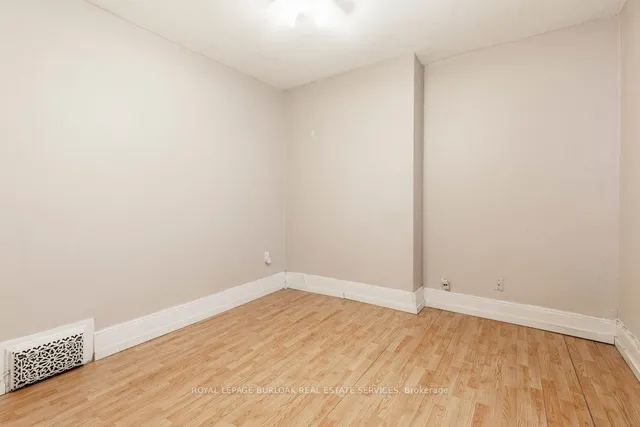 Additional image 14 of 70 Pearl St