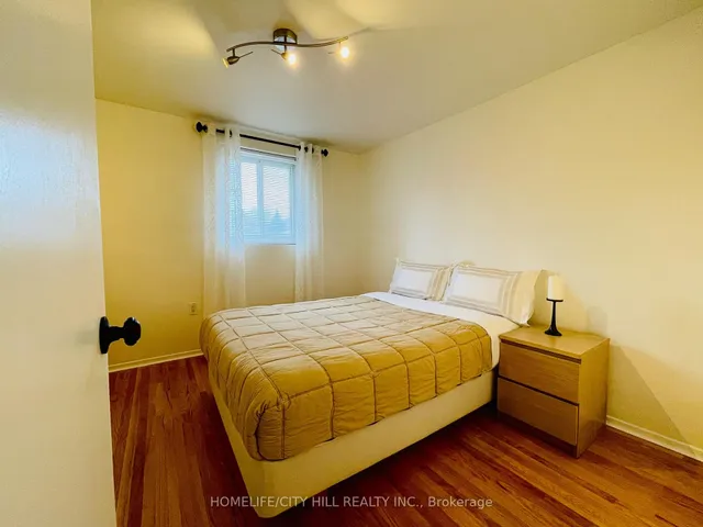 Additional image 33 of 339 Harvie Ave