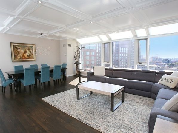 Primary image of 220 Boylston St, Boston, MA 
