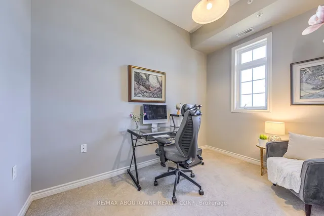 Additional image 34 of 1470 Main St Unit 401