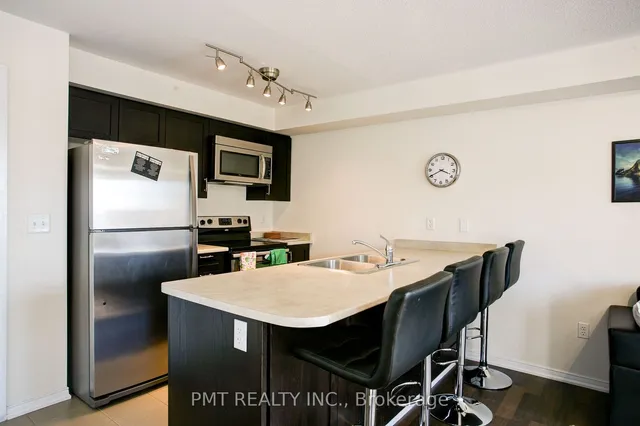 Additional image 7 of 129 Issac Devins Blvd Unit 7