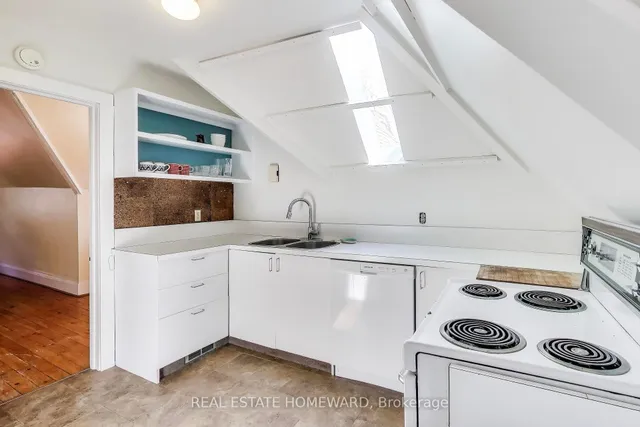 Additional image 30 of 49 Hogarth Ave