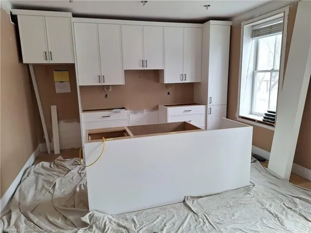 Additional image 5 of 284 Wilson St Unit 201
