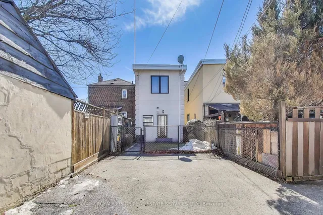 Additional image 23 of 324 Saint Johns Rd