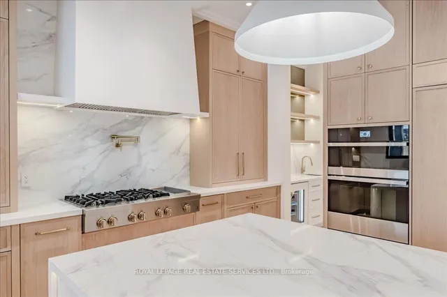 Additional image 12 of 208 Shaver Ave