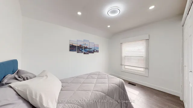 Additional image 23 of 29 Depew St