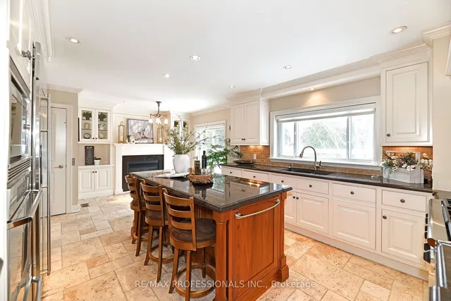 Additional image 15 of 163 Martin Grove Rd