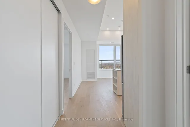 Additional image 7 of 3100 Keele St Unit 1216