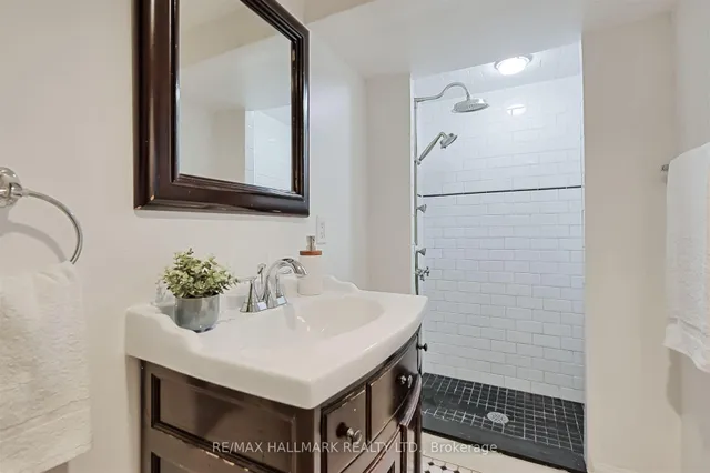 Additional image 34 of 263 Withrow Ave