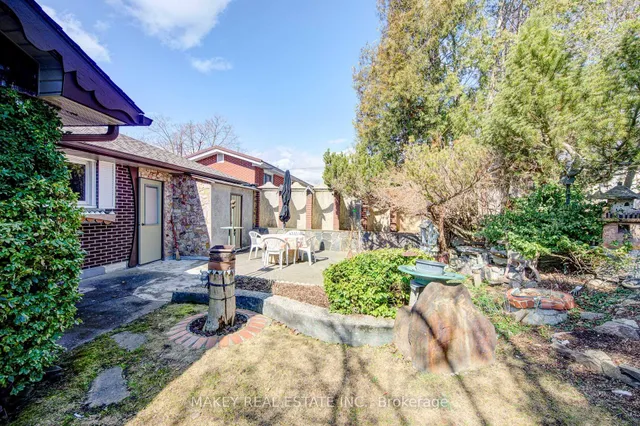 Additional image 37 of 94 Harold Ave