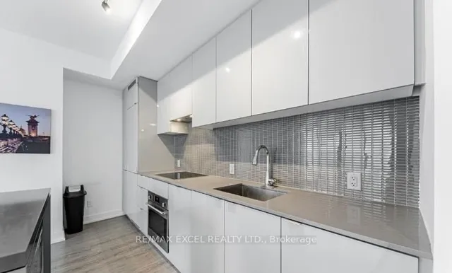 Additional image 8 of 7 Grenville St Unit 5311