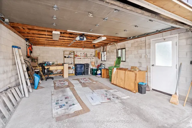 Additional image 32 of 34 Holford Cres