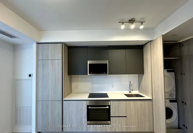 Additional image 7 of 8 Widmer St Unit 1106