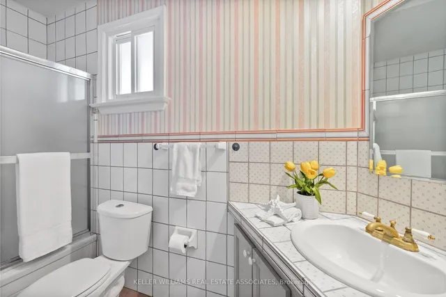 Additional image 26 of 34 Holford Cres