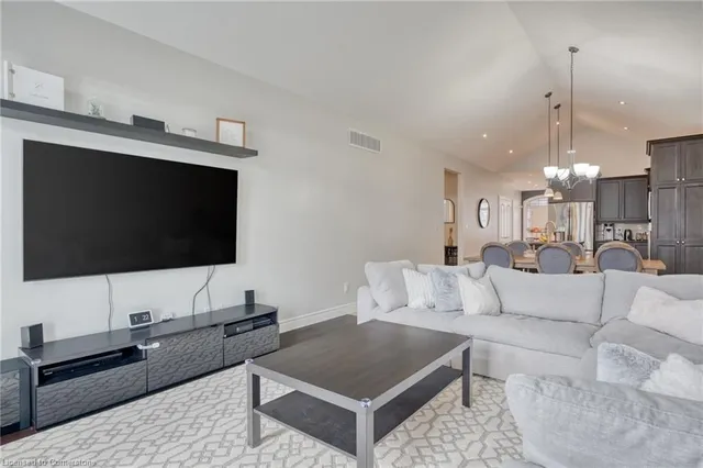 Additional image 19 of 135 Greti Dr